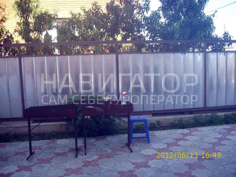 НИКОС - гостевой дом в Витязево
