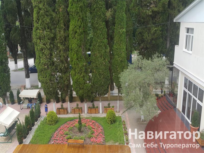 ЦАРСКАЯ АЛЛЕЯ - курортный комплекс в Новый Афон