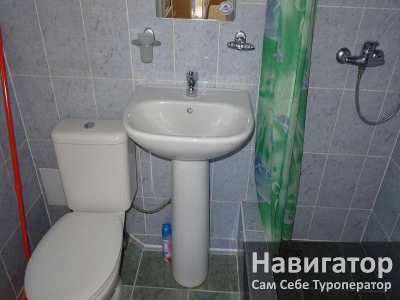 НА ЛЕНИНА 100 гостевой дом в Адлер