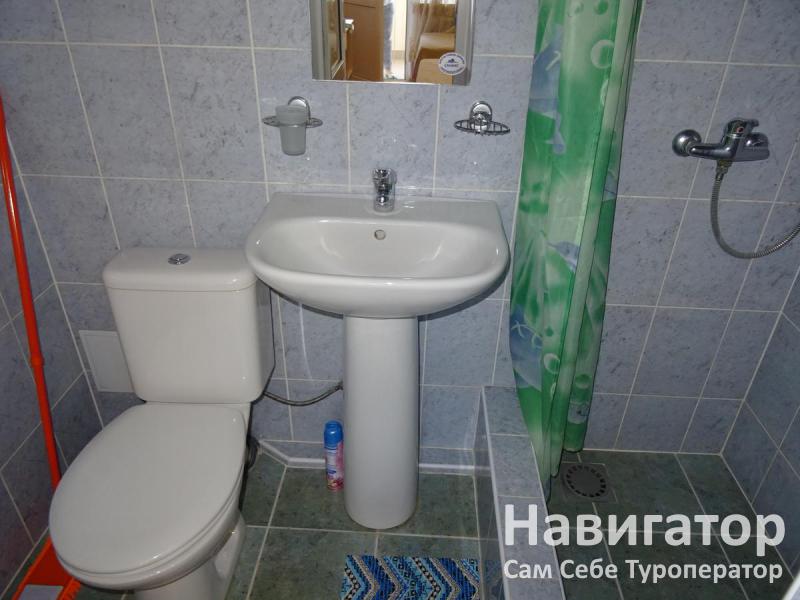 НА ЛЕНИНА 100 гостевой дом в Адлер