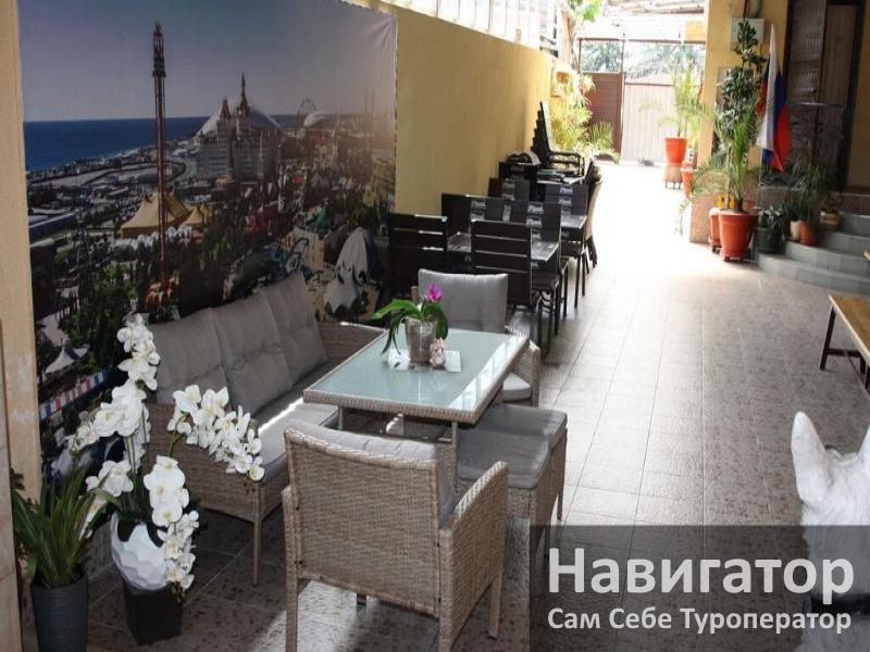 НА ЛЕНИНА 100 гостевой дом в Адлер