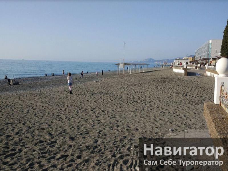 НА ЛЕНИНА 100 гостевой дом в Адлер
