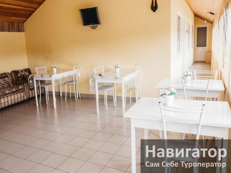 НА ЛЕНИНА 100 гостевой дом в Адлер