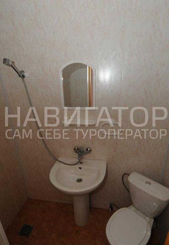 УЮТНЫЙ ДВОРИК - гостевой дом в Кучугуры
