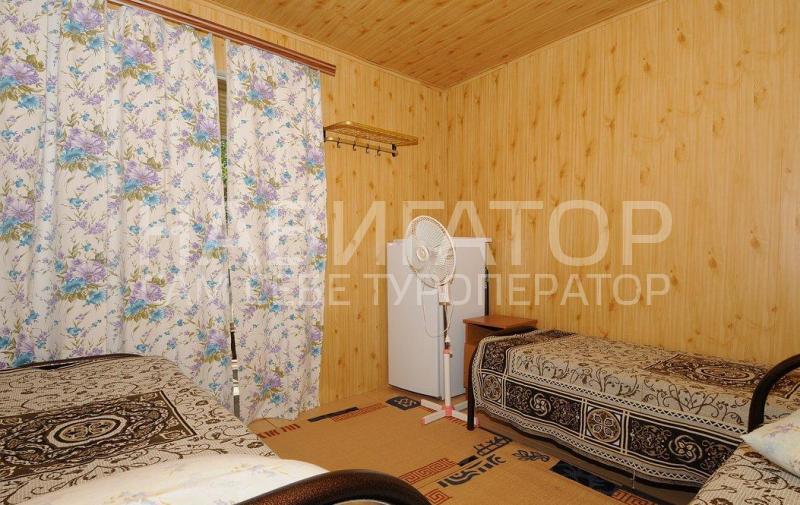 5801 - гостевой дом в Кучугуры