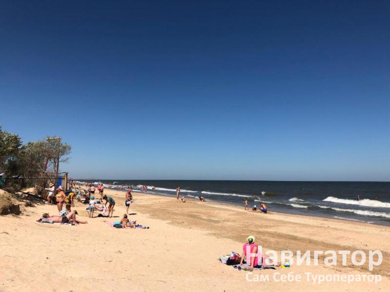 ЛОТОС - база отдыха в Голубицкая
