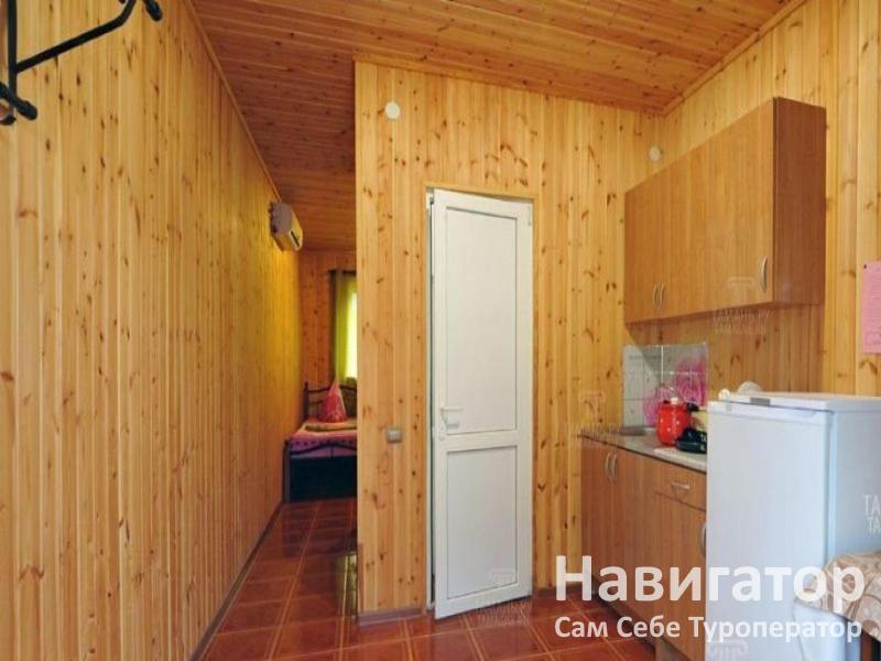ГИДРОСТРОИТЕЛЬ - база отдыха в Голубицкая
