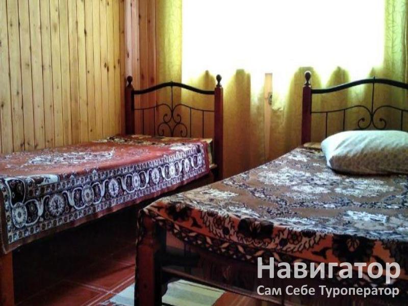 ГИДРОСТРОИТЕЛЬ - база отдыха в Голубицкая