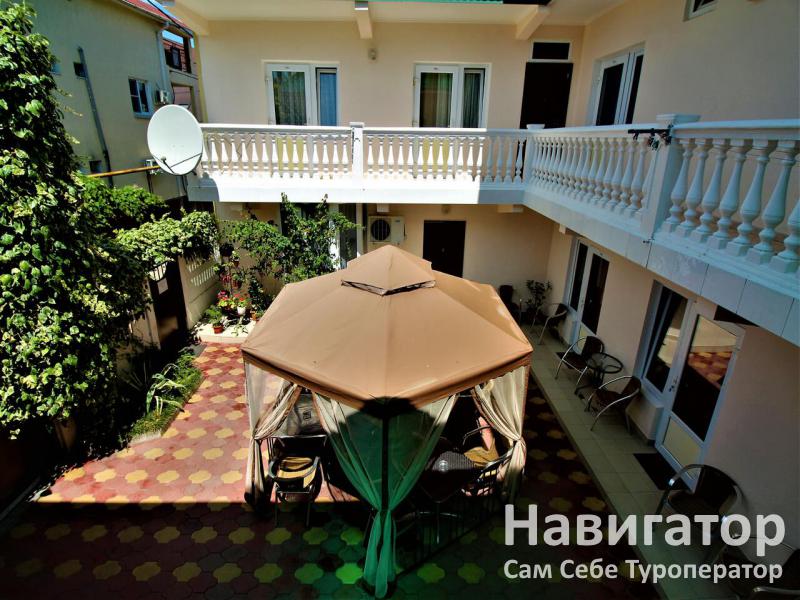 У ДИМЫ - гостевой дом в Адлер