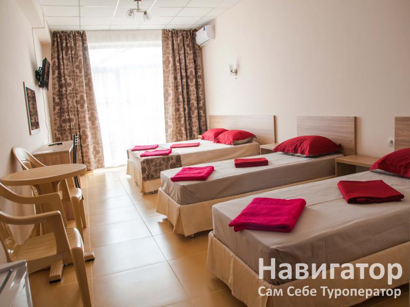 ФОРВАРД ФОРВАРД - база отдыха в Пересыпь