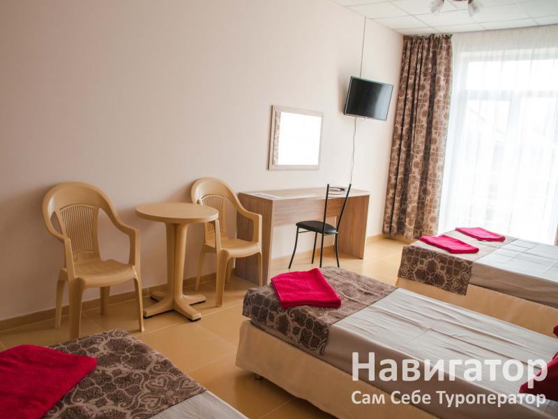 ФОРВАРД ФОРВАРД - база отдыха в Пересыпь
