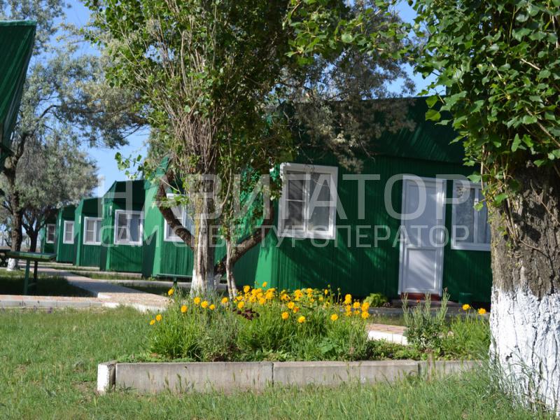 ФОРВАРД ФОРВАРД - база отдыха в Пересыпь