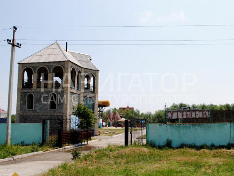 У Оксаны - база отдыха в Пересыпь