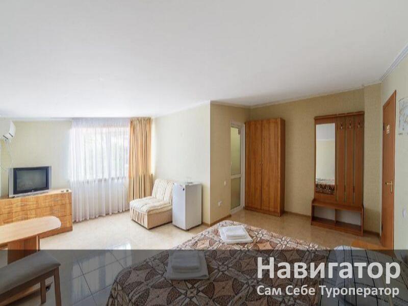 У ГРАФСКОГО ПАРКА - гостиничный комплекс в Алупка