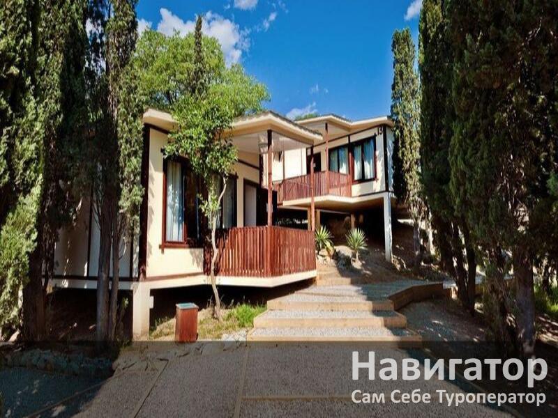 ЗЕЛЕНЫЙ МЫС - гостиничный комплекс в Алупка