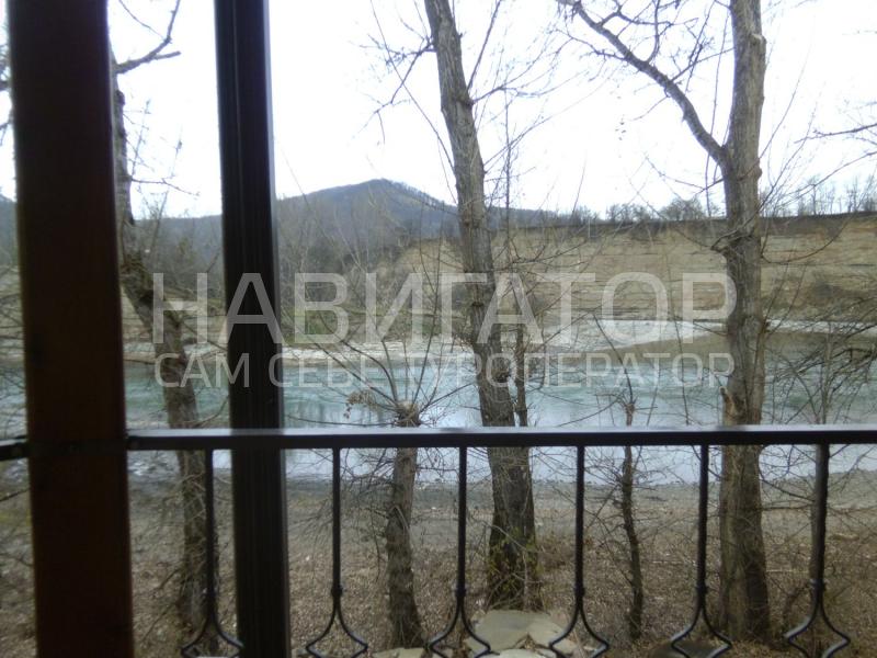 ЛАРИСА - гостевой дом в Каменномостский