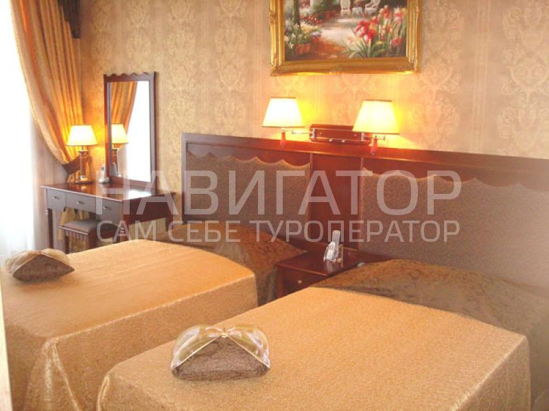УКРАИНА ПАЛАС - гостиница в Евпатория