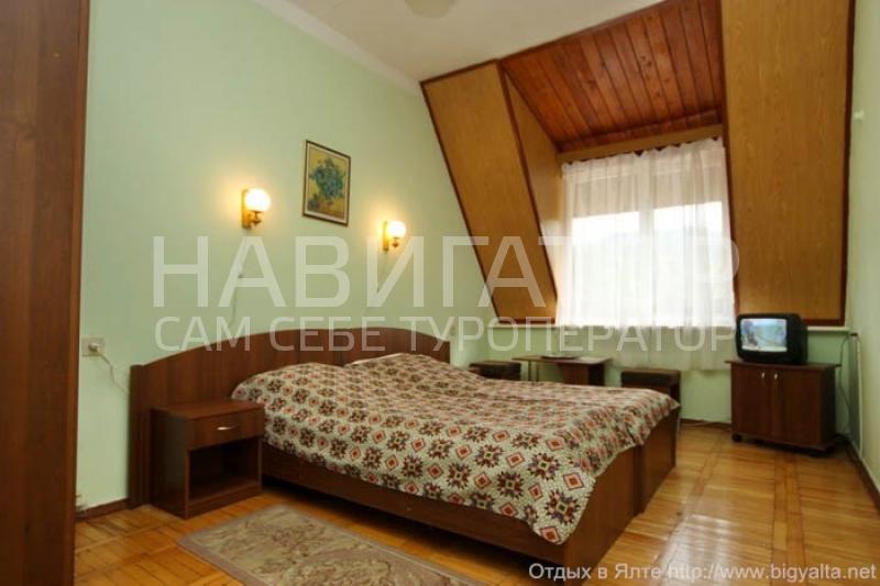 ПОЛЯНА СКАЗОК - отель-кемпинг в Ялта