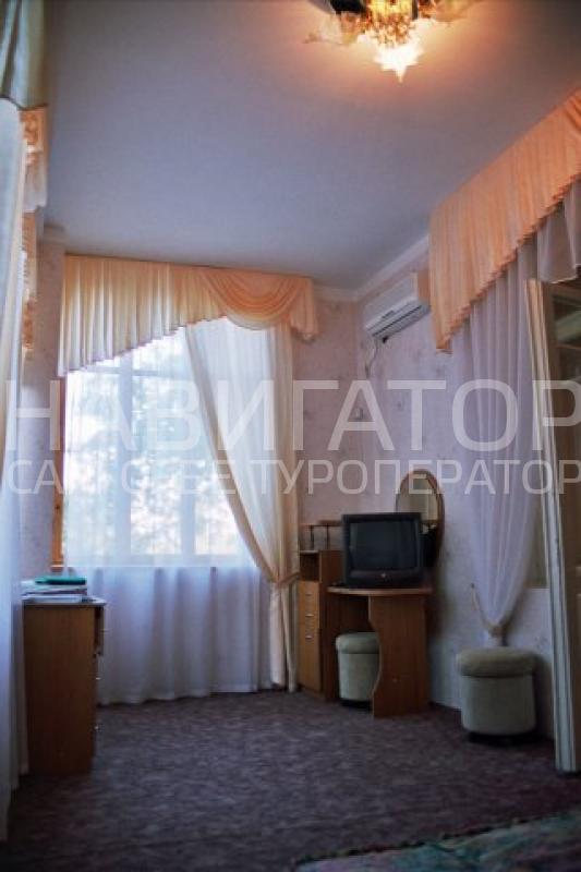 ЗАРЯ - пансионат в Ялта