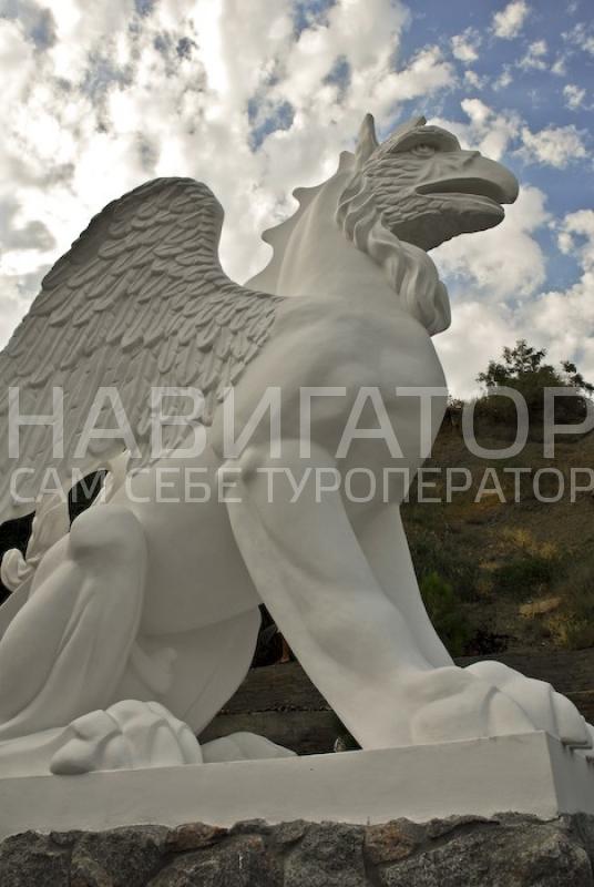 БЕЛЫЙ ГРИФОН - гостиница-дайвинг центр в Феодосия