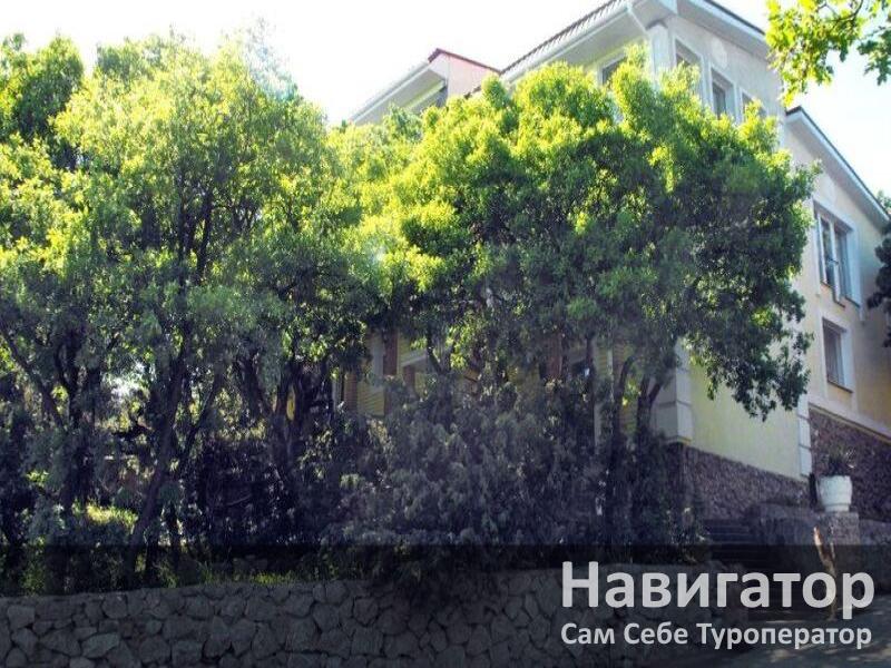 ГРИН ХИЛЗ (GREEN HILLS) - мини-гостиница в Алупка ГРИН ХИЛЗ (GREEN HILLS) - мини-гостиница в Алупка