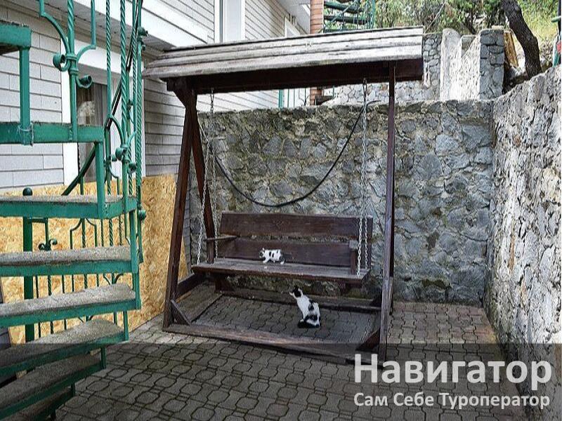 ГРИН ХИЛЗ (GREEN HILLS) - мини-гостиница в Алупка ГРИН ХИЛЗ (GREEN HILLS) - мини-гостиница в Алупка