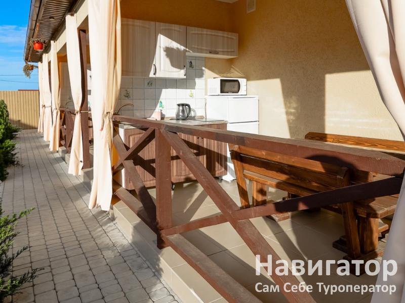 СЕМЕЙНЫЙ РАЙ - гостевой дом в Кучугуры