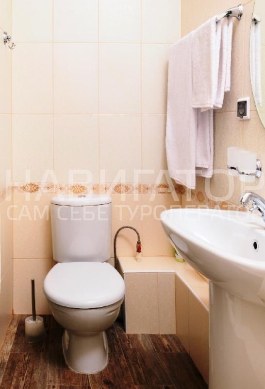 CHALET DE PROVENCE BUSINESS HOTEL (Шале де Прованс Бизнес Отель) - отель в Санкт-Петербург