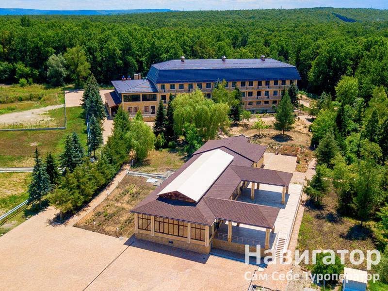 Термальный бассейн в хуторе Кубанском в Хутор Кубанский