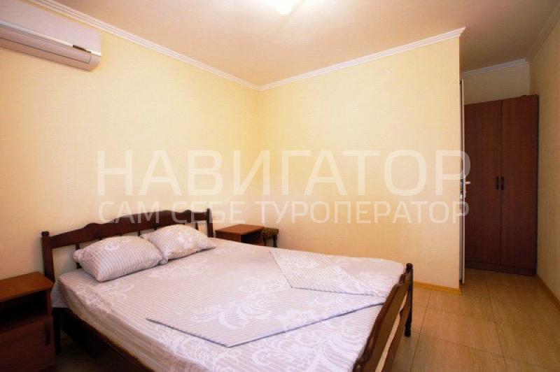 СОСНОВЫЙ БОР - гостевой дом в Пицунда