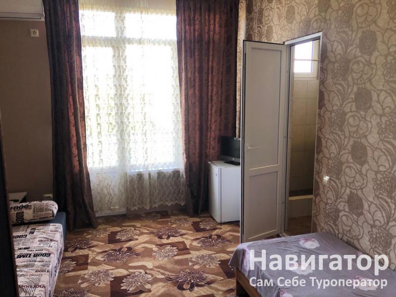 МОРСКАЯ РАДУГА - гостевой дом в Пицунда