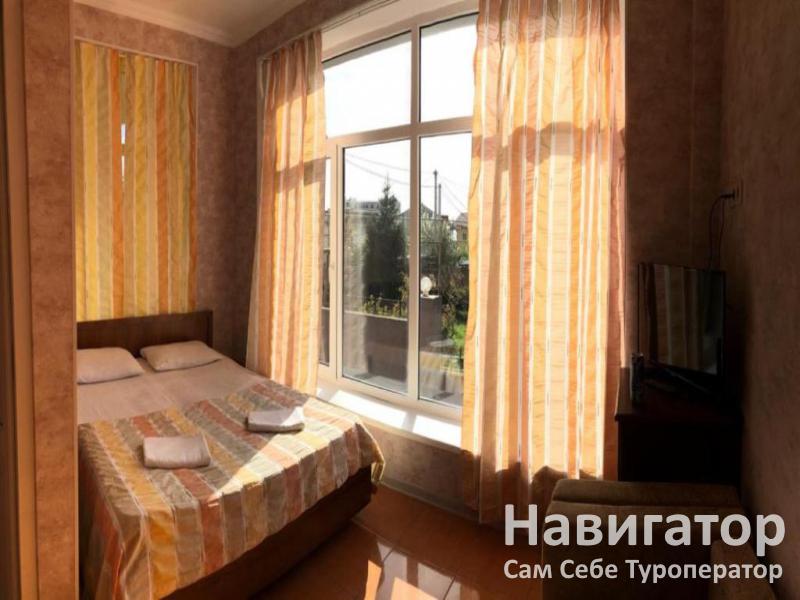 ДОМИК НА АКАЦИЯХ - гостевой дом в Адлер