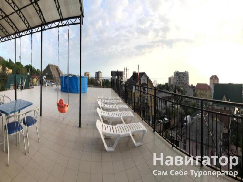 ДОМИК НА АКАЦИЯХ - гостевой дом в Адлер