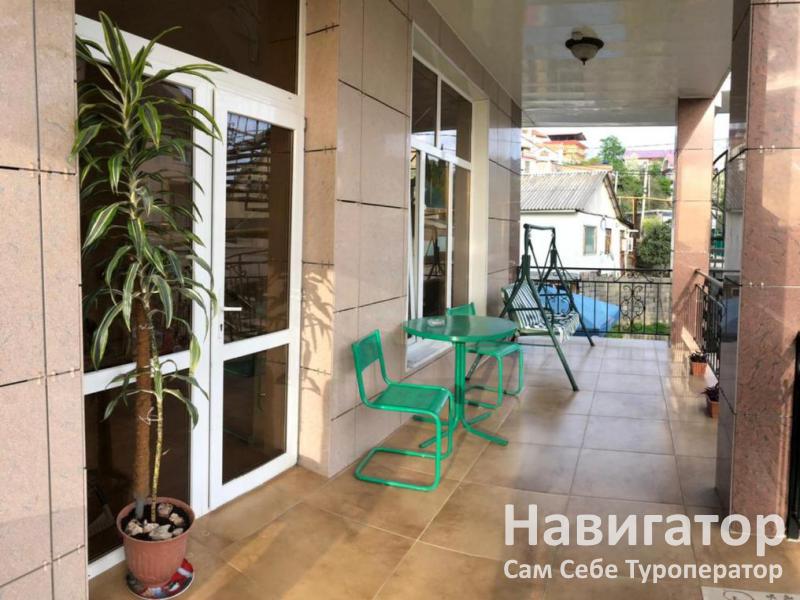 ДОМИК НА АКАЦИЯХ - гостевой дом в Адлер