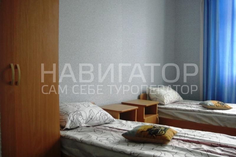 ЛУКОМОРЬЕ В АХАЛАДЗЕ - гостевой дом в Пицунда