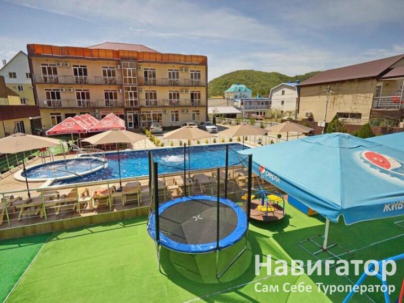 РУСАЛКА - гостиница в Лермонтово