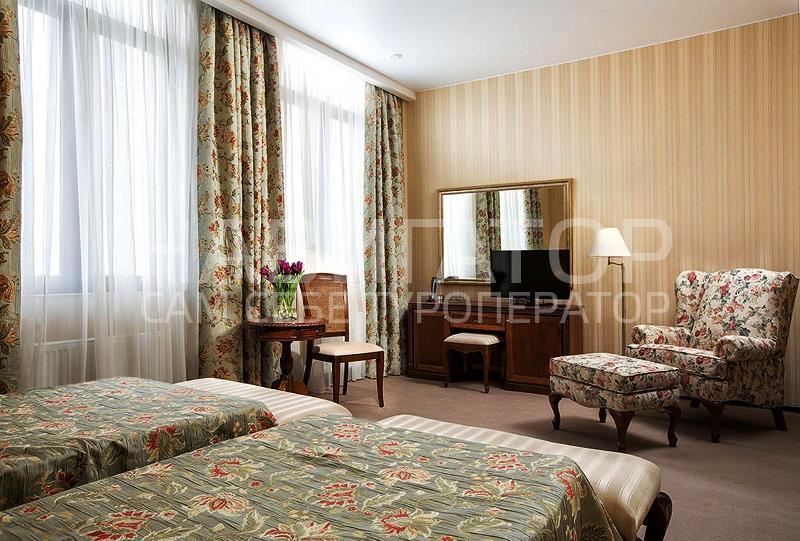 DOLPHIN - hotel*** в Центр