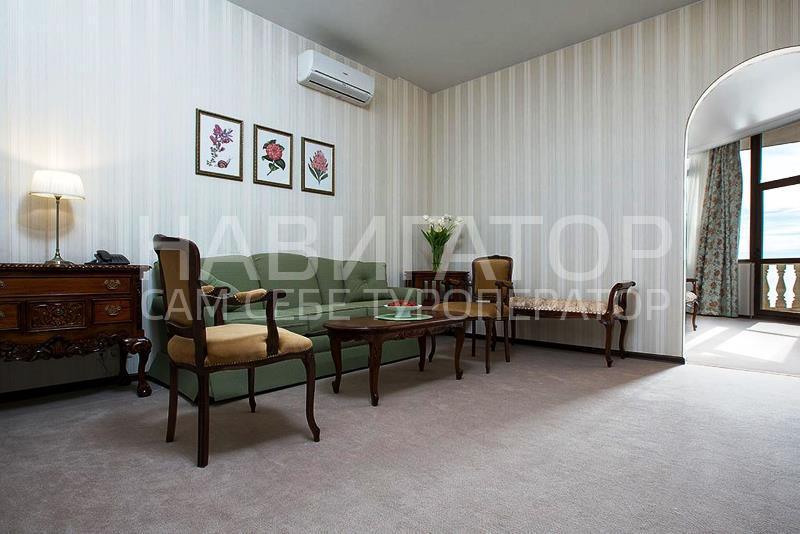 DOLPHIN - hotel*** в Центр