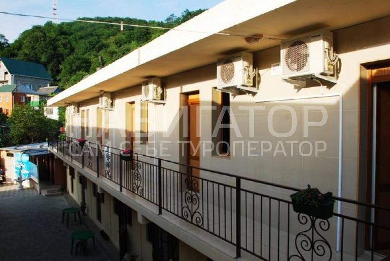 НА РЕПИНА - мини-гостиница в Курортные поселки Лазаревского района