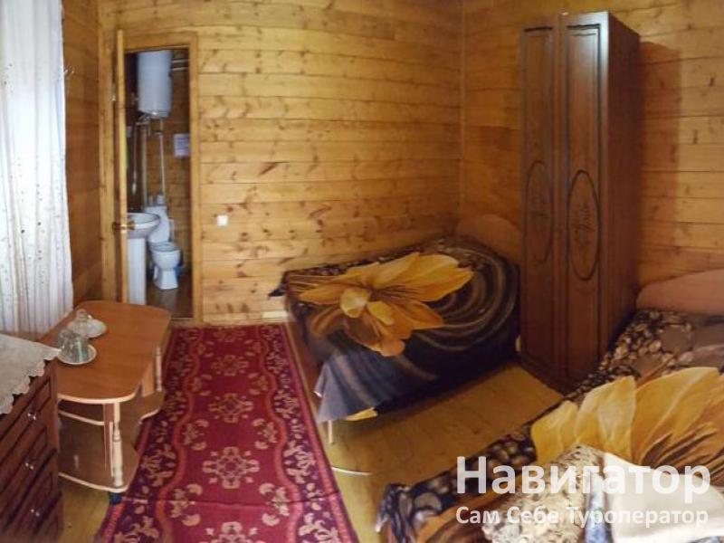 СОЛНЕЧНЫЙ - гостевой дом в Пицунда