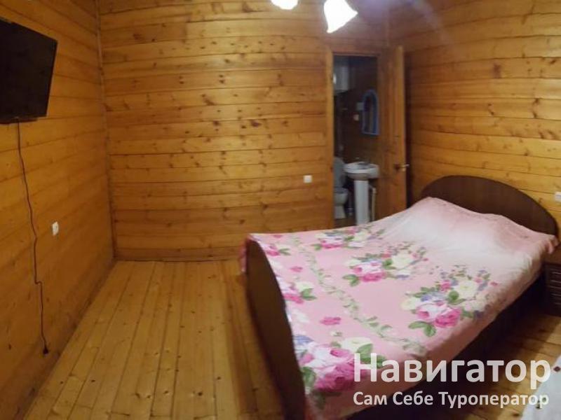 СОЛНЕЧНЫЙ - гостевой дом в Пицунда