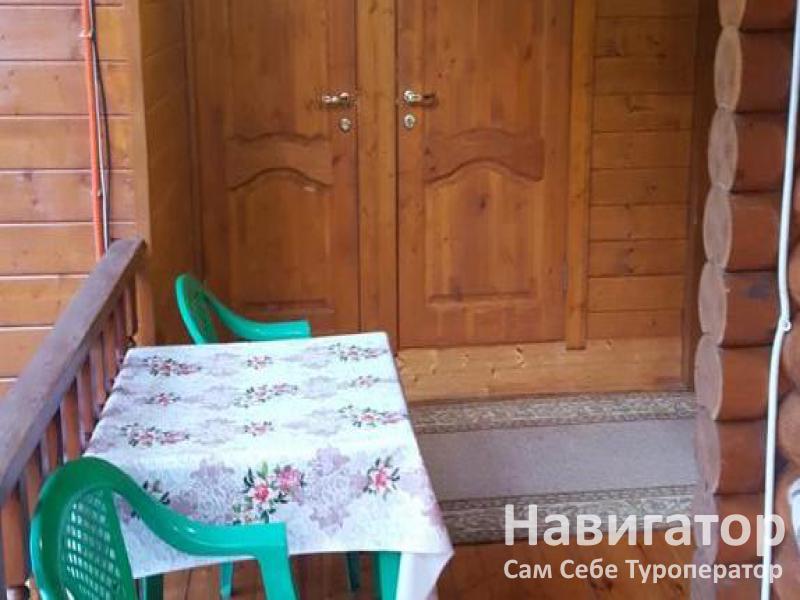 СОЛНЕЧНЫЙ - гостевой дом в Пицунда