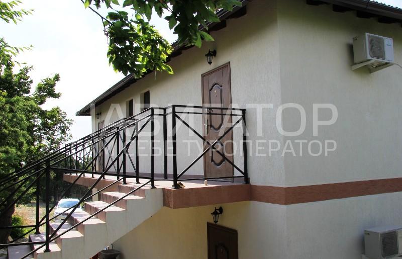 Вилла Бонита (Villa Bonita) в Абрау-Дюрсо