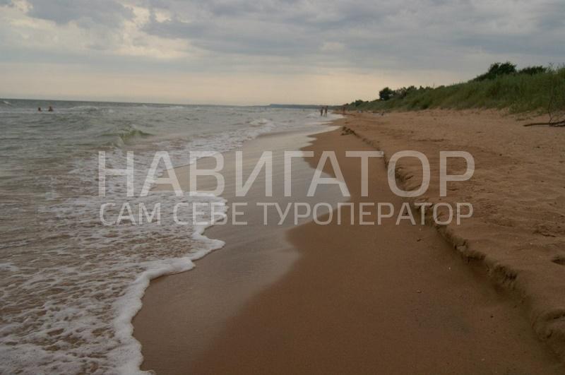 ГОЛУБАЯ БУХТА - база отдыха в Кучугуры