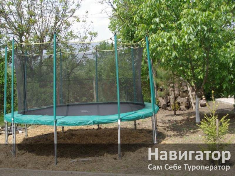 В ГОСТЯХ У ПАВЛИНА - база отдыха в Северский район