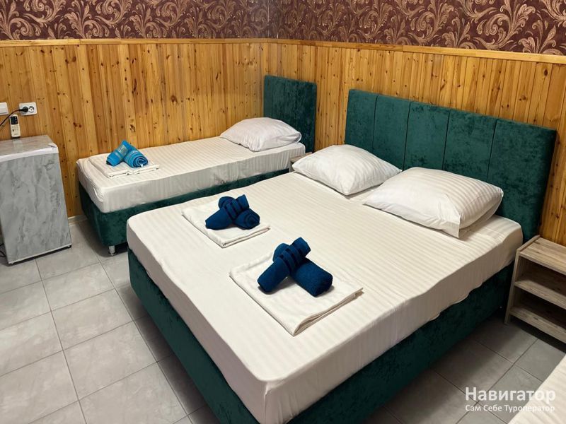 ЗОЛОТАЯ КОРОНА - гостевой дом в Цандрыпш пос.