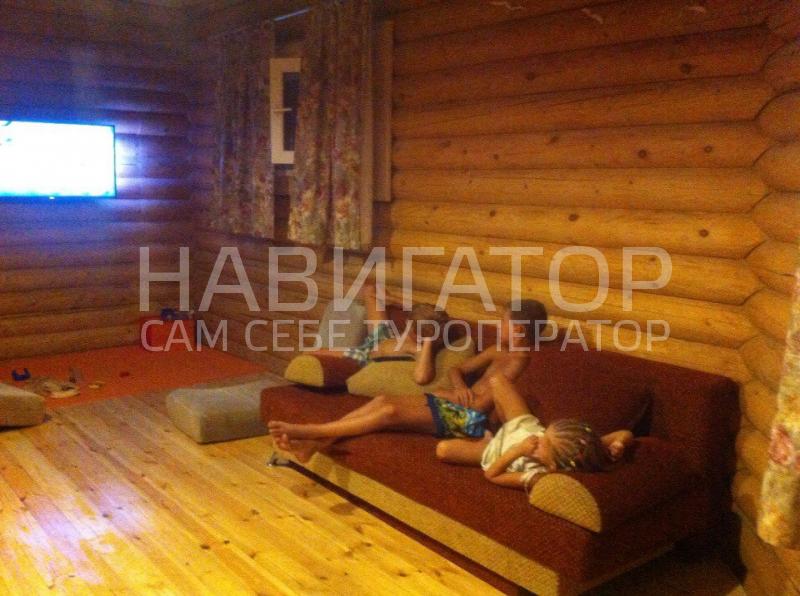 ЯНТАРНАЯ СОСНА - гостевой дом в Кучугуры