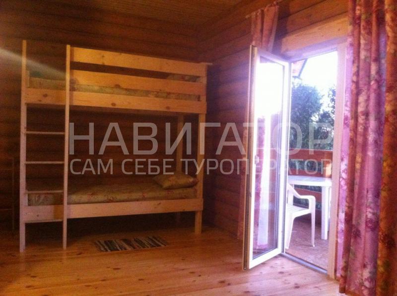ЯНТАРНАЯ СОСНА - гостевой дом в Кучугуры