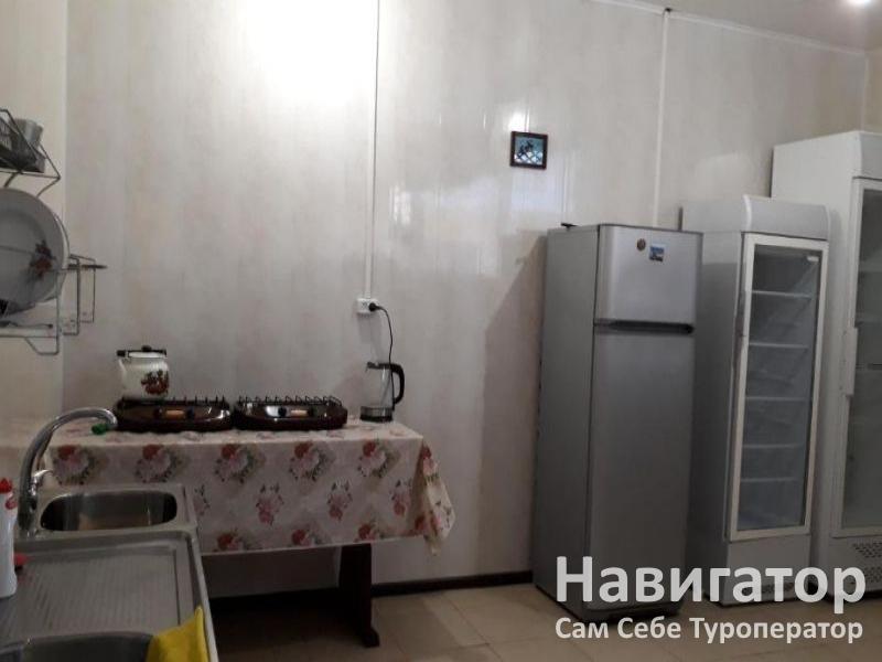 РОСТОВ - гостевой дом в Пицунда