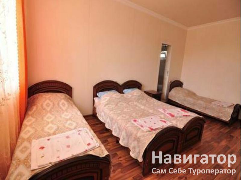 У АРТУРА гостевой дом в Гагра